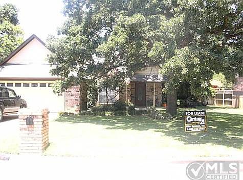 1st image of 7457 Woodhaven Dr
