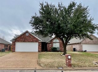 236 Stuttgart Cir, College Station, TX 77845