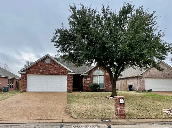 236 Stuttgart Cir, College Station, TX 77845