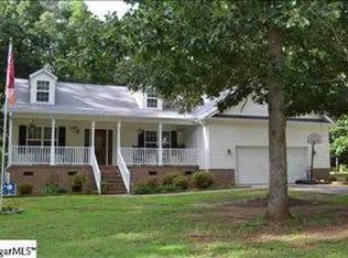 18 Knotts Ct, Fountain Inn, SC 29644
