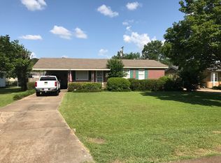 402 Baird St, Greenwood, MS 38930