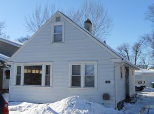 1502 Chestnut Dr, Round Lake Beach, IL