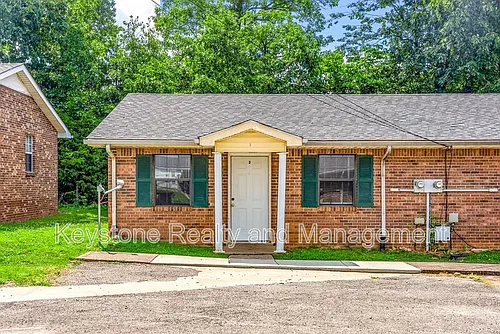 1375 Thompsonville Ln #3 Photo 1