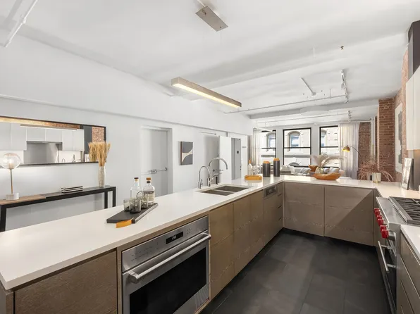 36 West 15th Street image 7 of 20