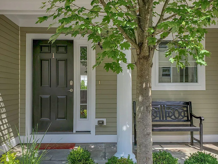 32 Cliff Ave #1 — Photo 2