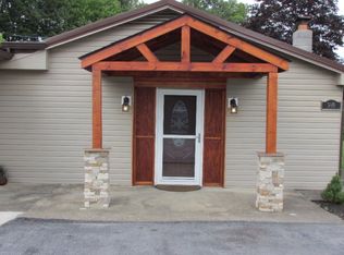 98 Summit Dr, Beckley, WV 25801