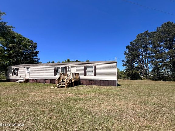 2nd image of 113 Riverview Rd