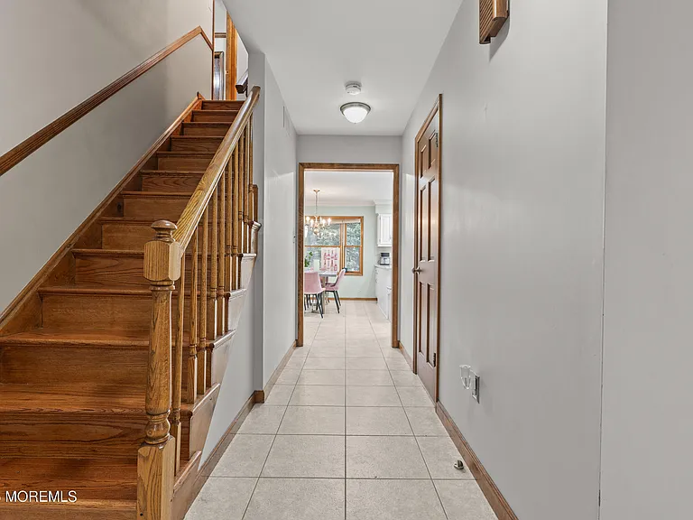 1709 Fanwood St — Photo 9
