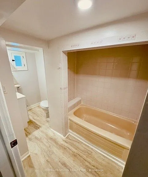 110 Cedarcrest Blvd #BASEMENT — Photo 8