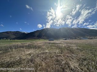 7 Grays Dr, Afton, WY 83110