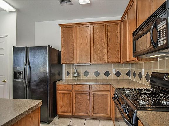 2nd image of 2610 Hearthside Ln