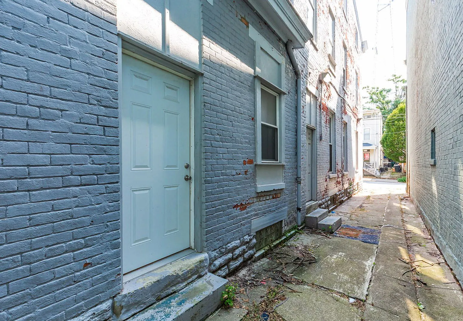 5 bed, 2.0 bath, $575 — Photo 2