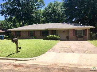1704 Harkrider Ln, Mount Pleasant, TX 75455