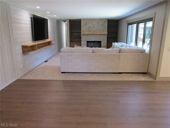 4th image of 13508 Suncrest Ct