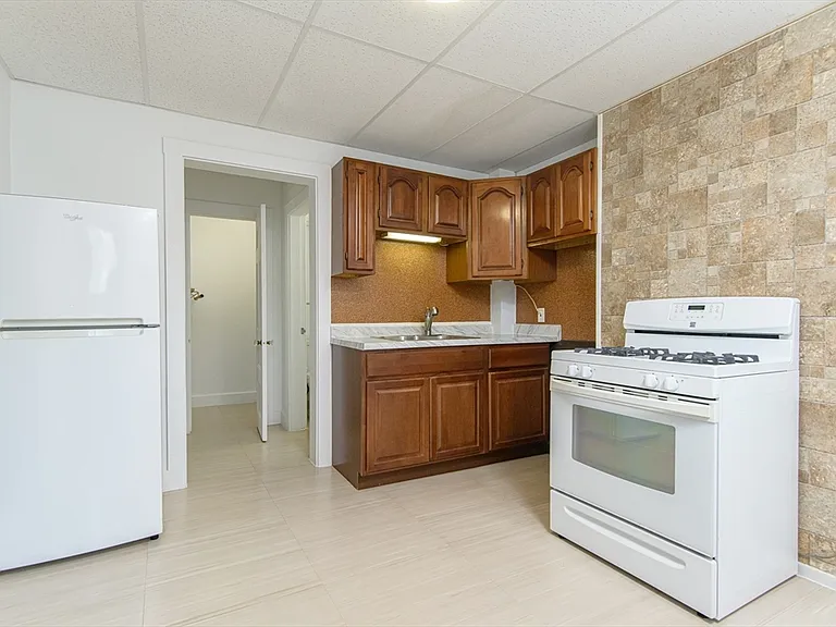 79 School St #1 — Photo 2