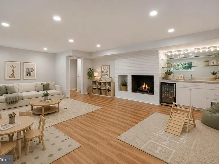 6614 Melody Ln — Photo 13