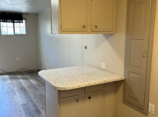 504 13th St SW #2, Albuquerque, NM 87102