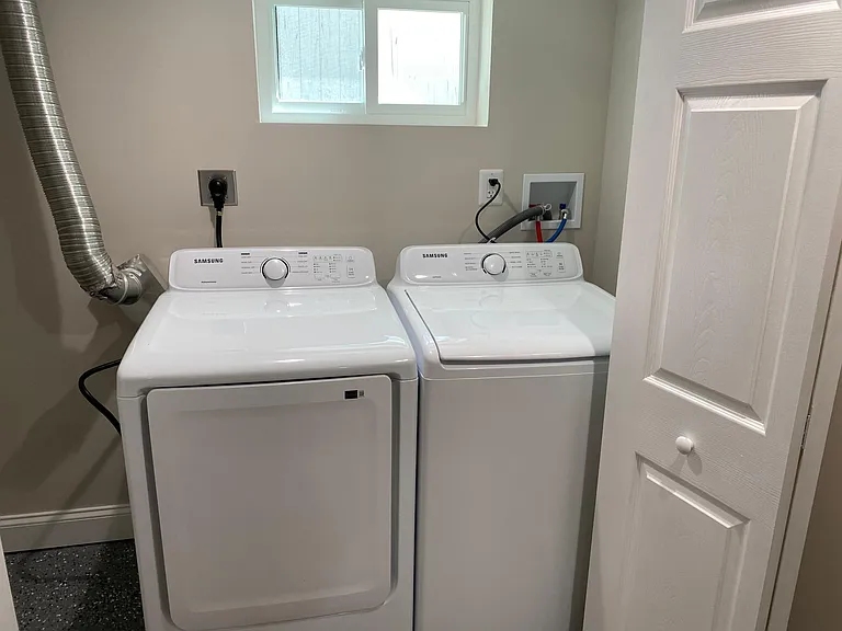 1250 Stevens Ave — Photo 16