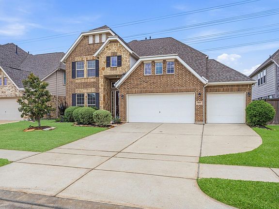 2nd image of 7618 Trailing Oaks Dr