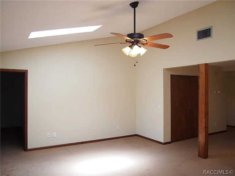 210 Talmage Ave — Photo 15