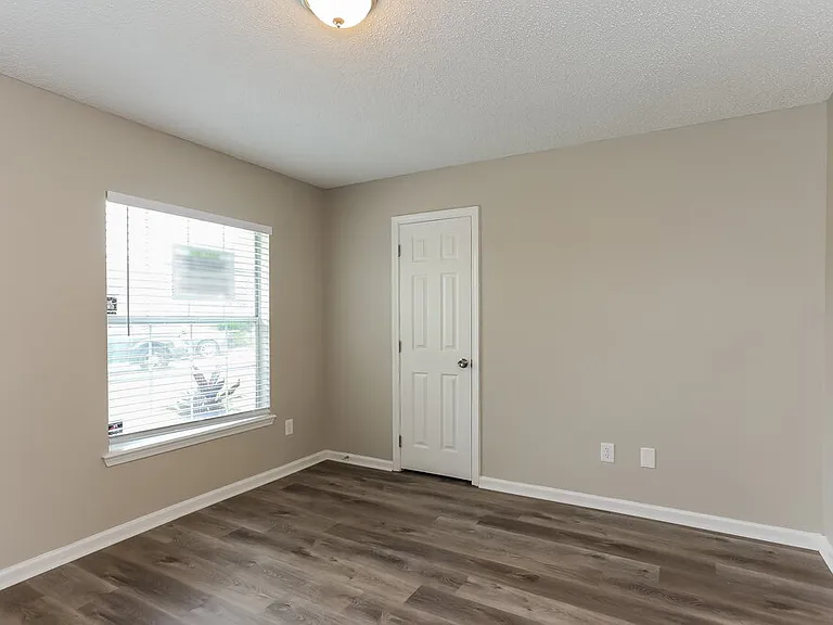 3318 Side Out Ct — Photo 13