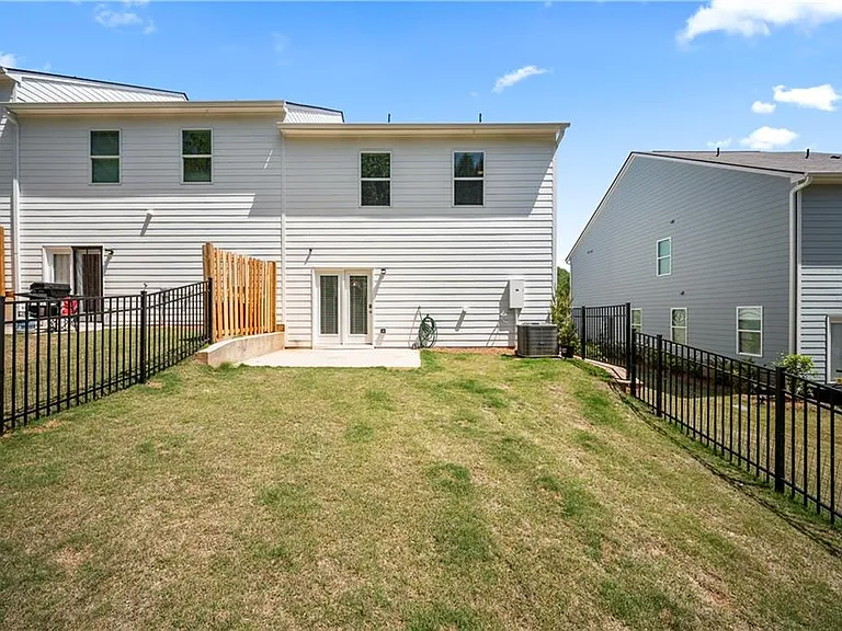 6710 Corryton St — Photo 27