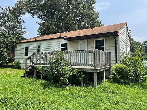 2nd image of 9418 Bent Wood Ln