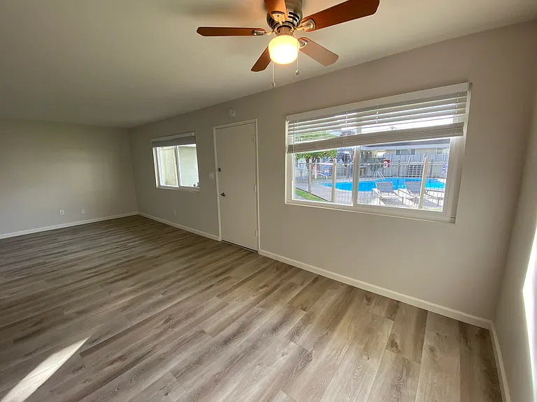 648 Felton Way — Photo 59
