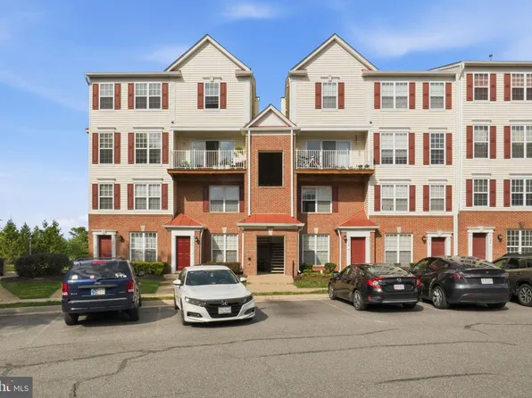 2494 Quick St APT 303, Herndon, VA 20171