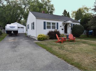 1023 N Rath Ave, Ludington, MI 49431