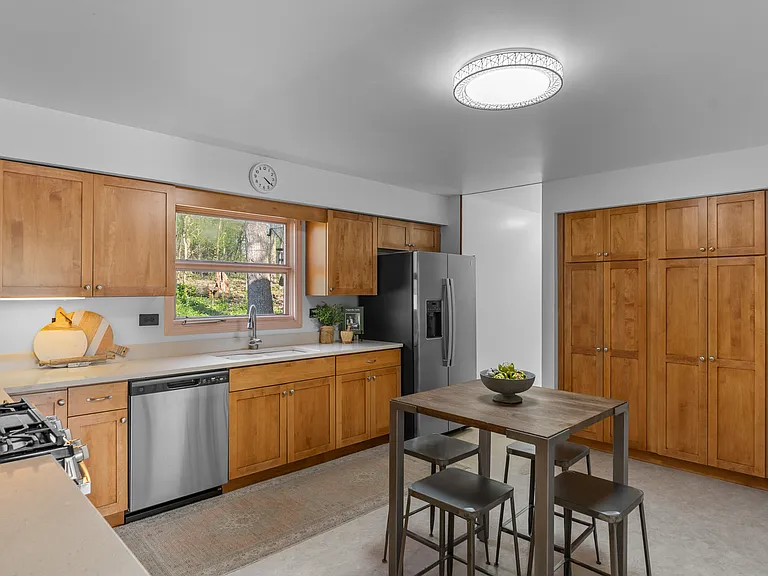 1619 Mar Dr — Photo 18