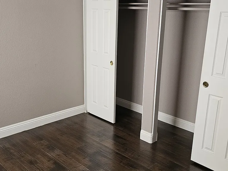 11077 Village Crest Ln — Photo 22