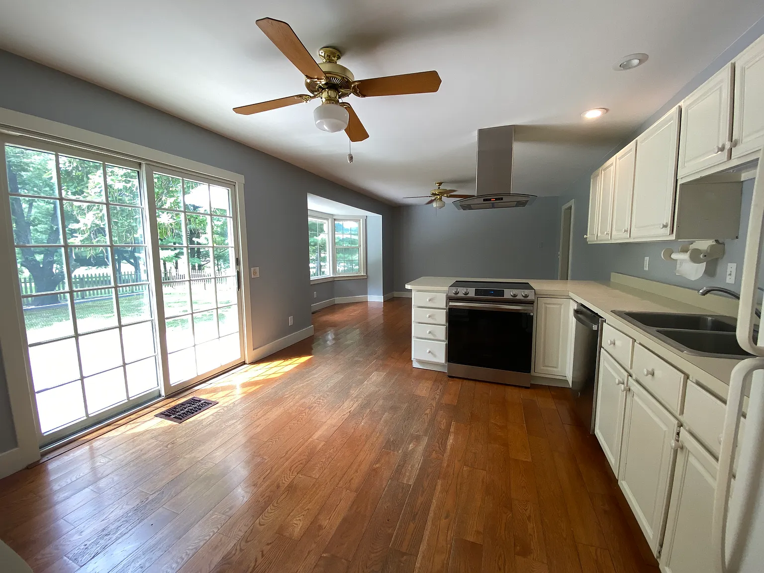 8813 Old Indian Trail — Photo 4