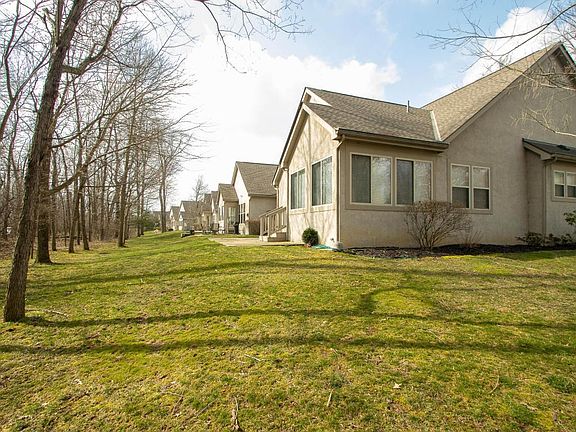 2nd image of 6122 Langton Cir