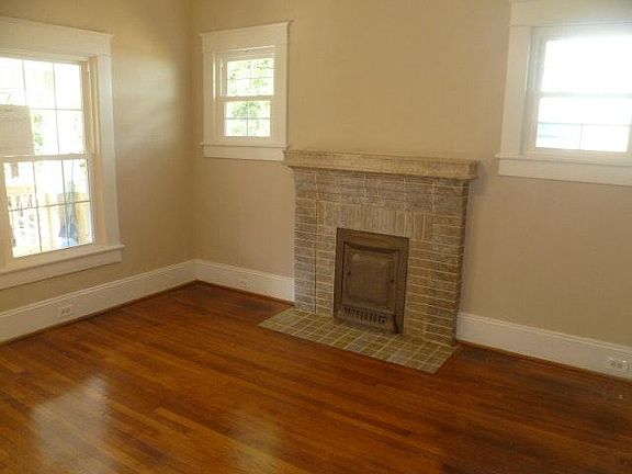 natural lighting @ living area