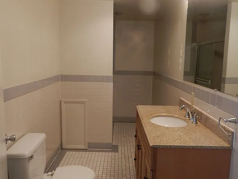 1532 Pine St — Photo 9