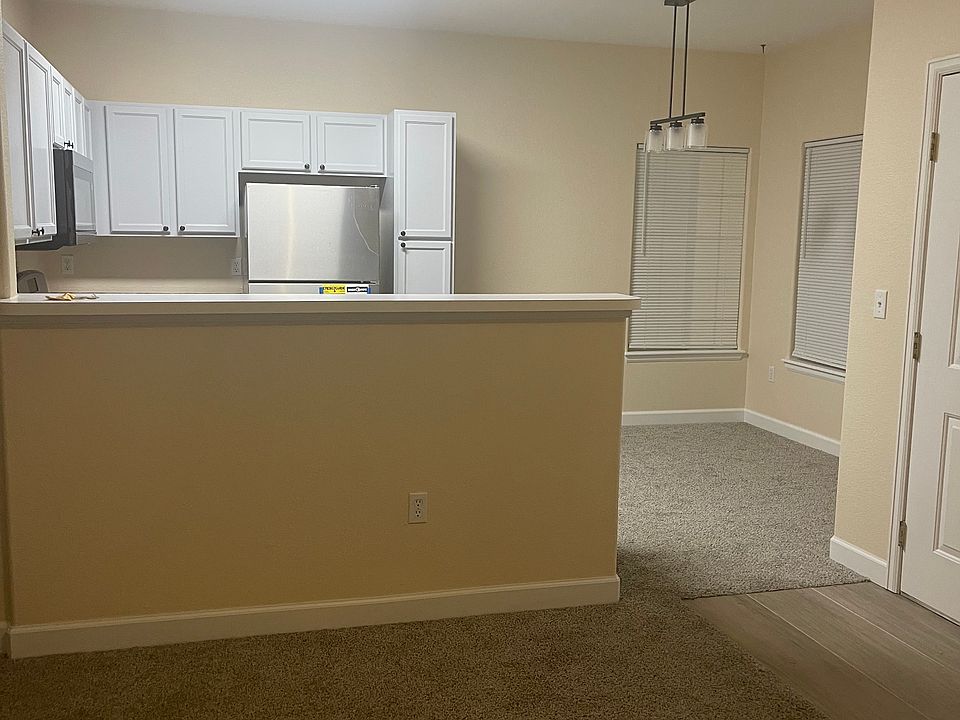 Walk In & Part of Kitchen