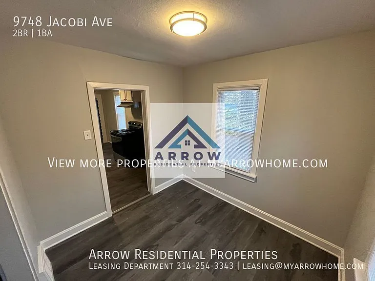 9748 Jacobi Ave — Photo 12