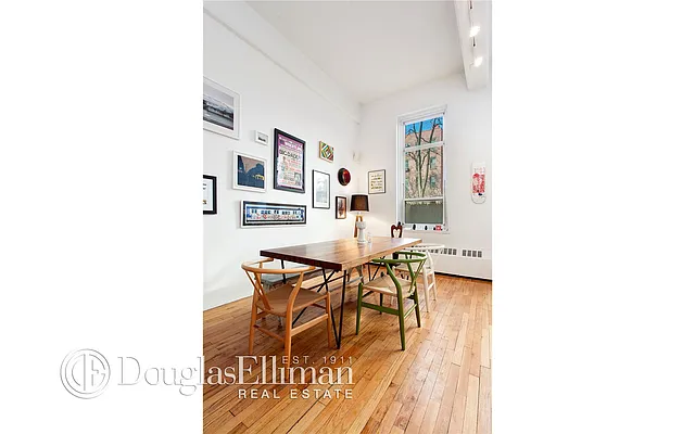 Rented by Douglas Elliman | media 22