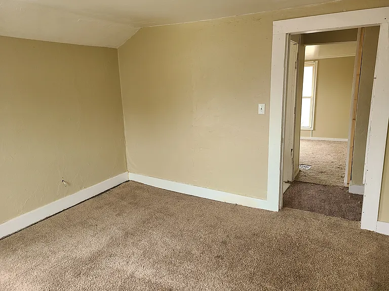 108 Lord St — Photo 15