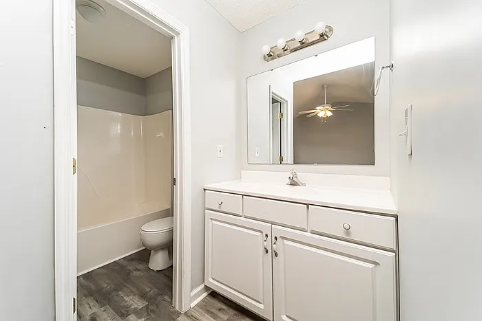 115 Ashdown Dr — Photo 7