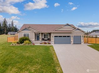 12111 Maxvale Hill Ct SE, Yelm, WA