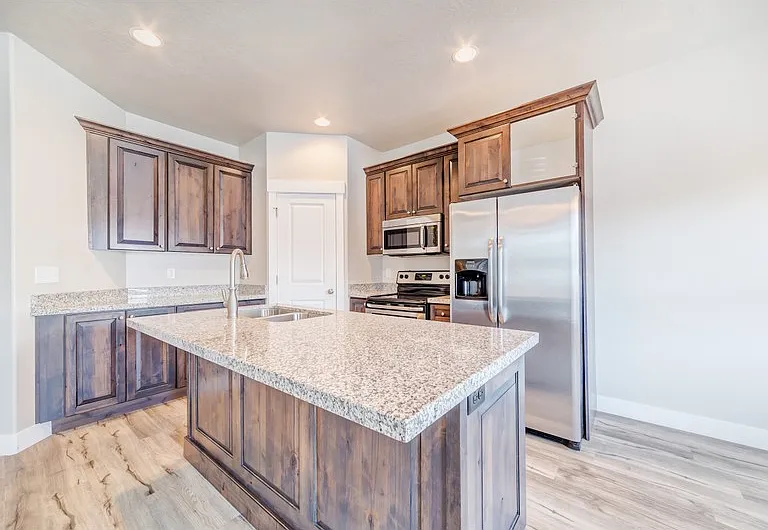 1155 S 225 E — Photo 6