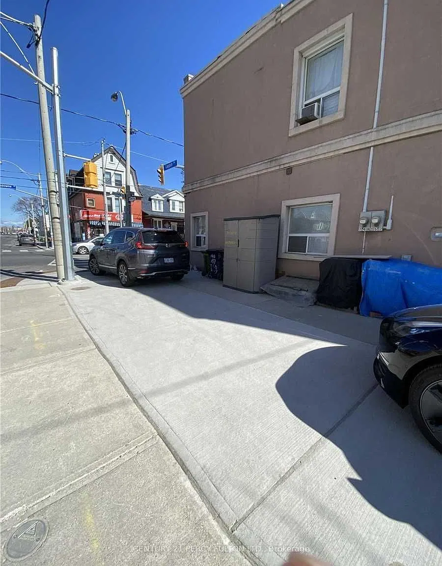 2 bed, $700 — Photo 4