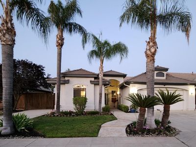 9438 N Ann Ave, Fresno, CA, 93720