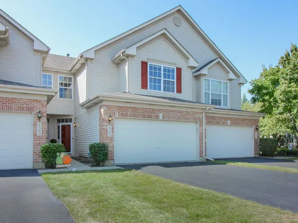 825 Crossing Way Unit 825, Saint Charles, IL 60174