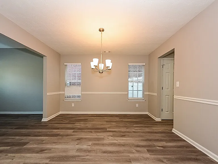 2530 Walter Way — Photo 7