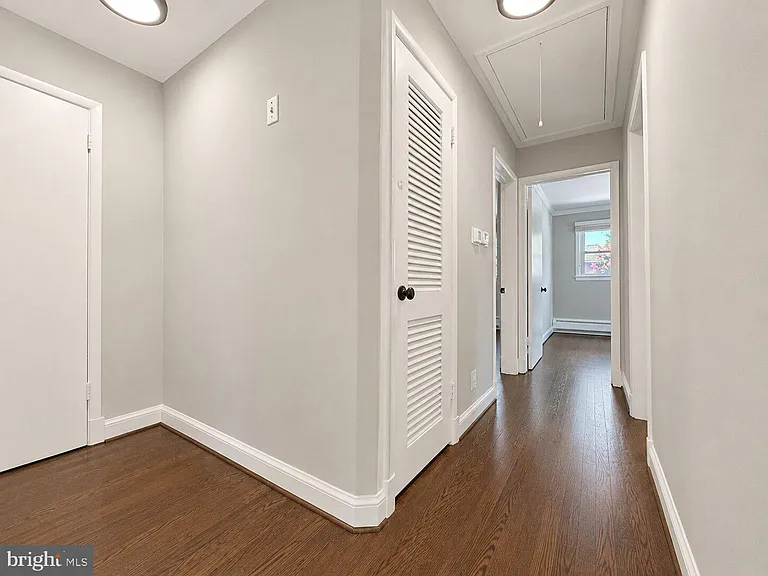 2512 N Kenilworth St — Photo 17