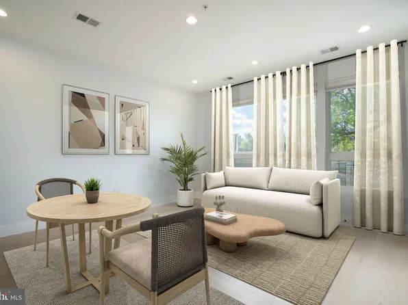 705 Irving St NW Unit 202, Washington, DC 20010