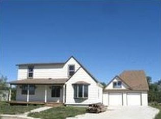 2002 Tiree Dr, Fort Pierre, SD 57532